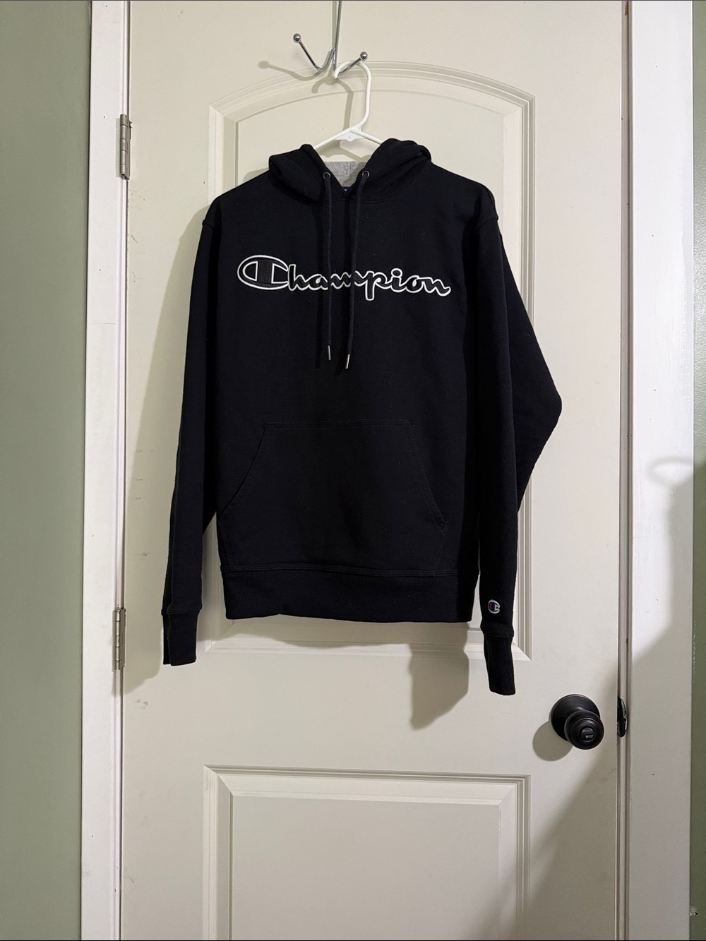 Champion Black Pullover Hoodie - Men's Classic Script Logo. Small.